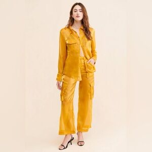 NWOT; ⭐️Audette Saskia Cargo Sheer Pants Set ⭐️